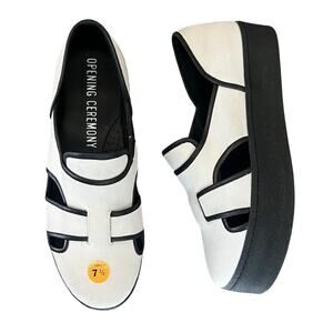 Opening Ceremony Women’s Bing White Denim Cutout Black Platform Sandal Shoes 7.5